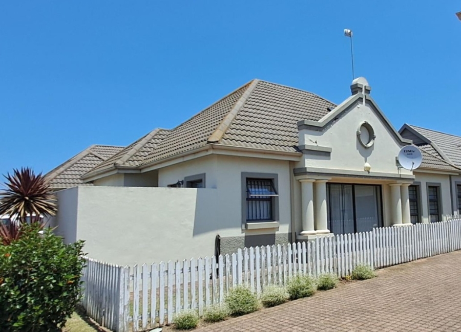 2 Bedroom Property for Sale in Blue Mountain Village Western Cape